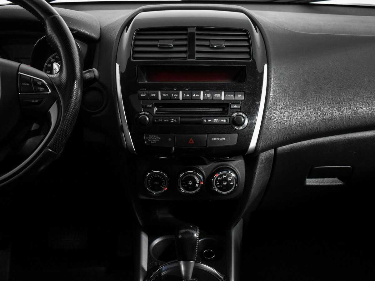 Б/У Ситроен Ц4 Эйркросс 2012 года. Фото: #13