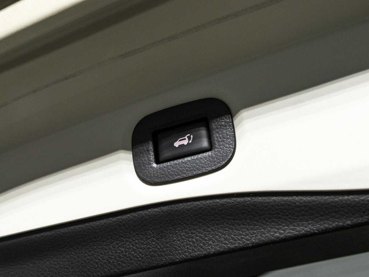 Б/У Ниссан Икс-Трейл 2017 года. Фото: #15