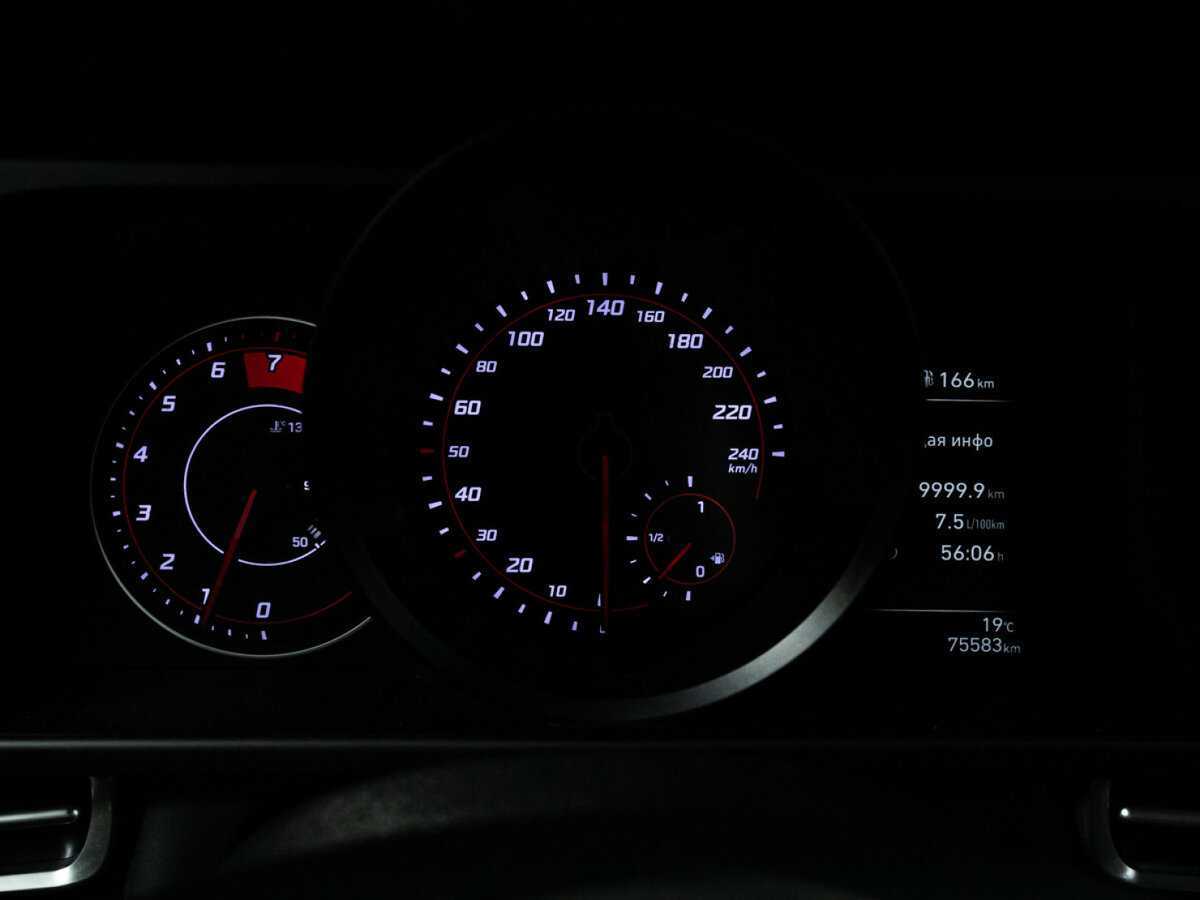 Б/У Хендай Елантра 2021 года. Фото: #11