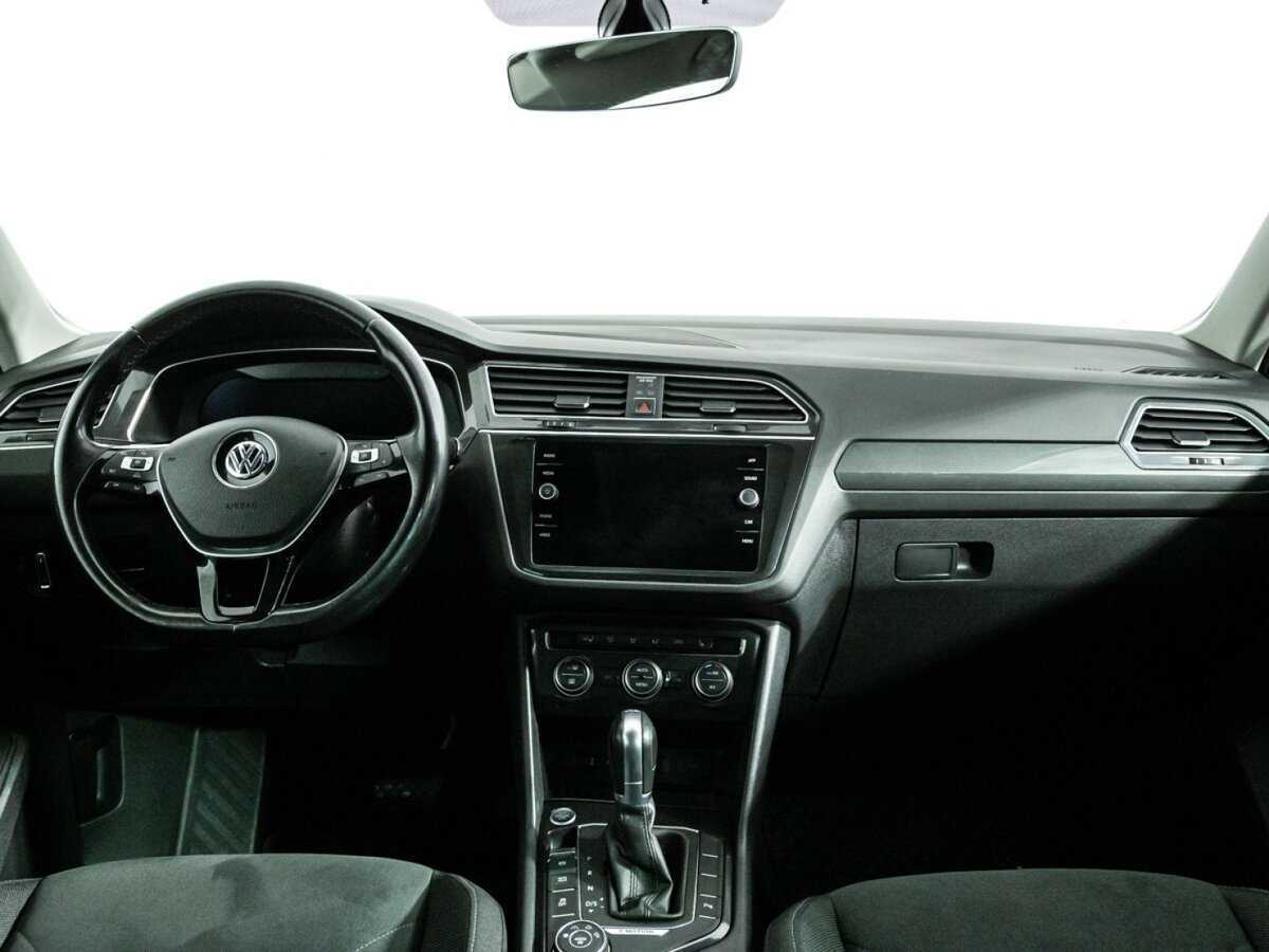 Б/У Фольксваген Тигуан 2017 года. Фото: #11