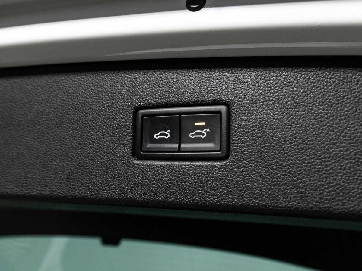 Б/У Фольксваген Тигуан 2017 года. Фото: #14