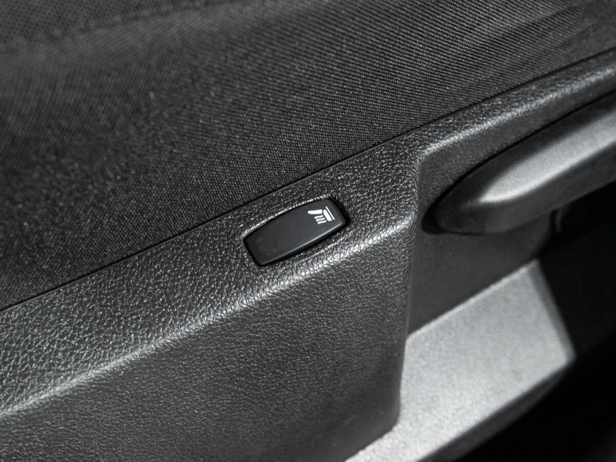 Б/У Рено Каптюр 2018 года. Фото: #16