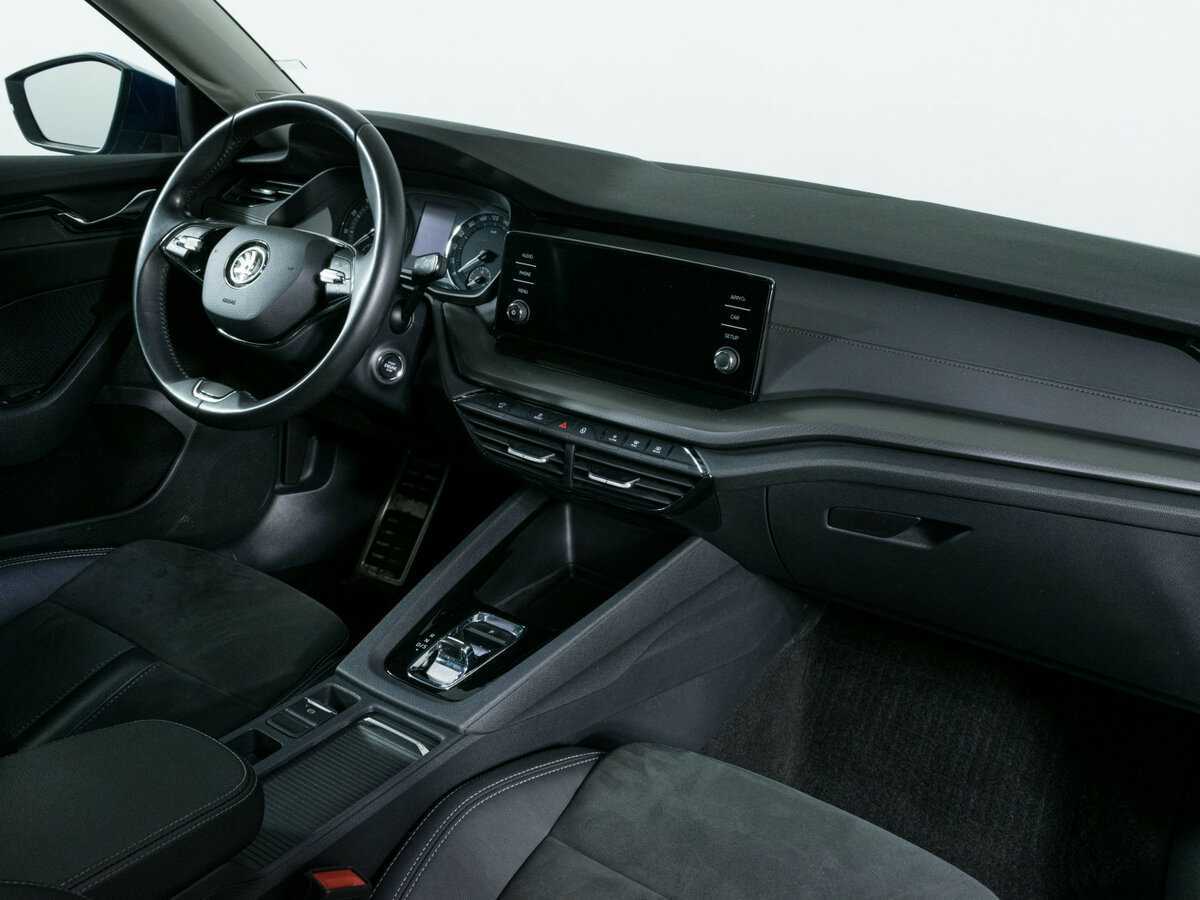 Б/У Шкода Октавия 2020 года. Фото: #7