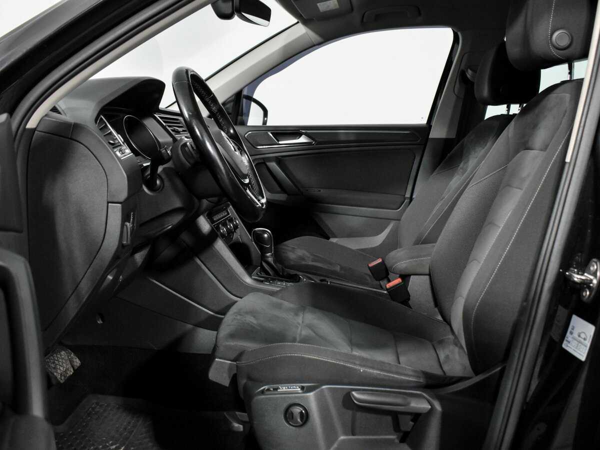 Б/У Фольксваген Тигуан 2017 года. Фото: #11