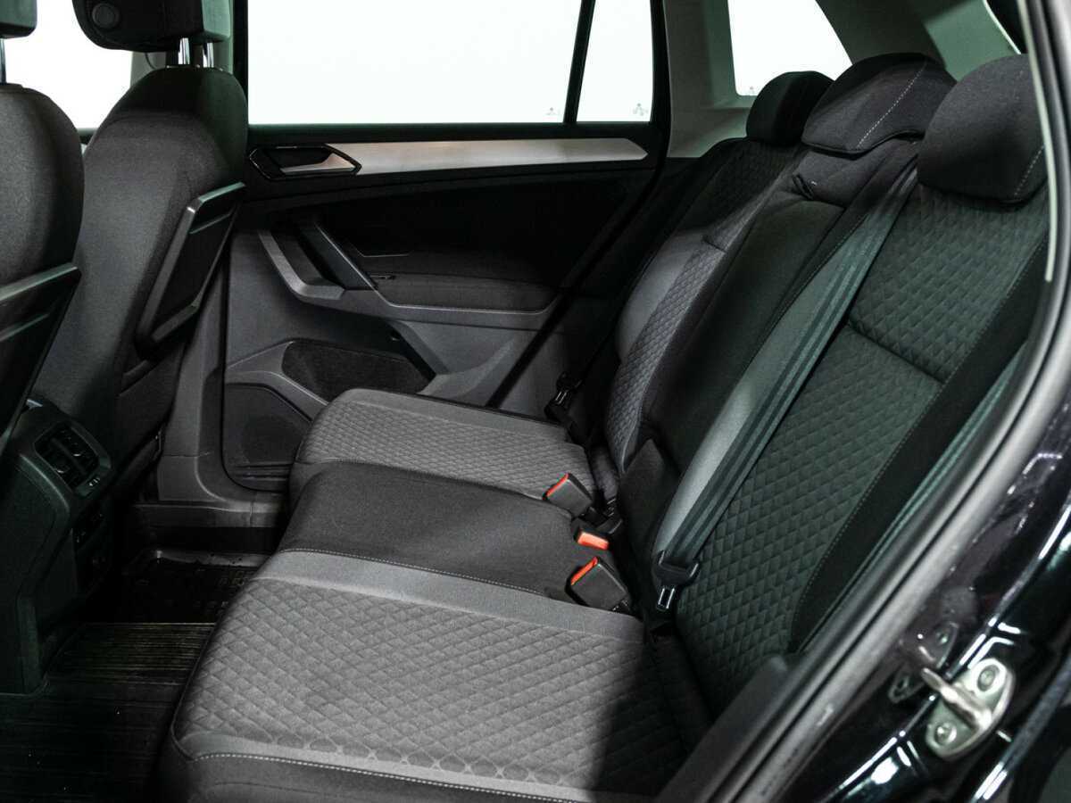 Б/У Фольксваген Тигуан 2017 года. Фото: #9