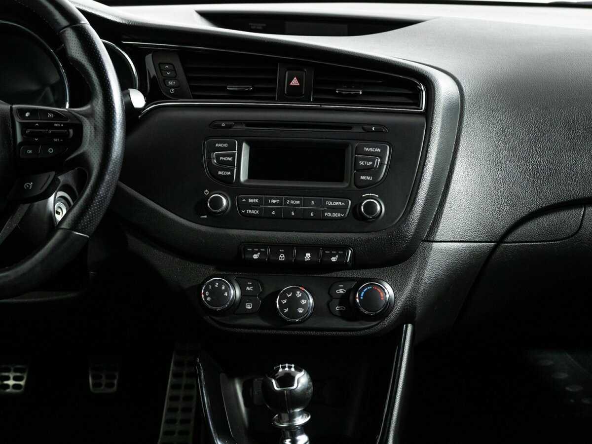 Б/У Киа Сид ГТ 2017 года. Фото: #13