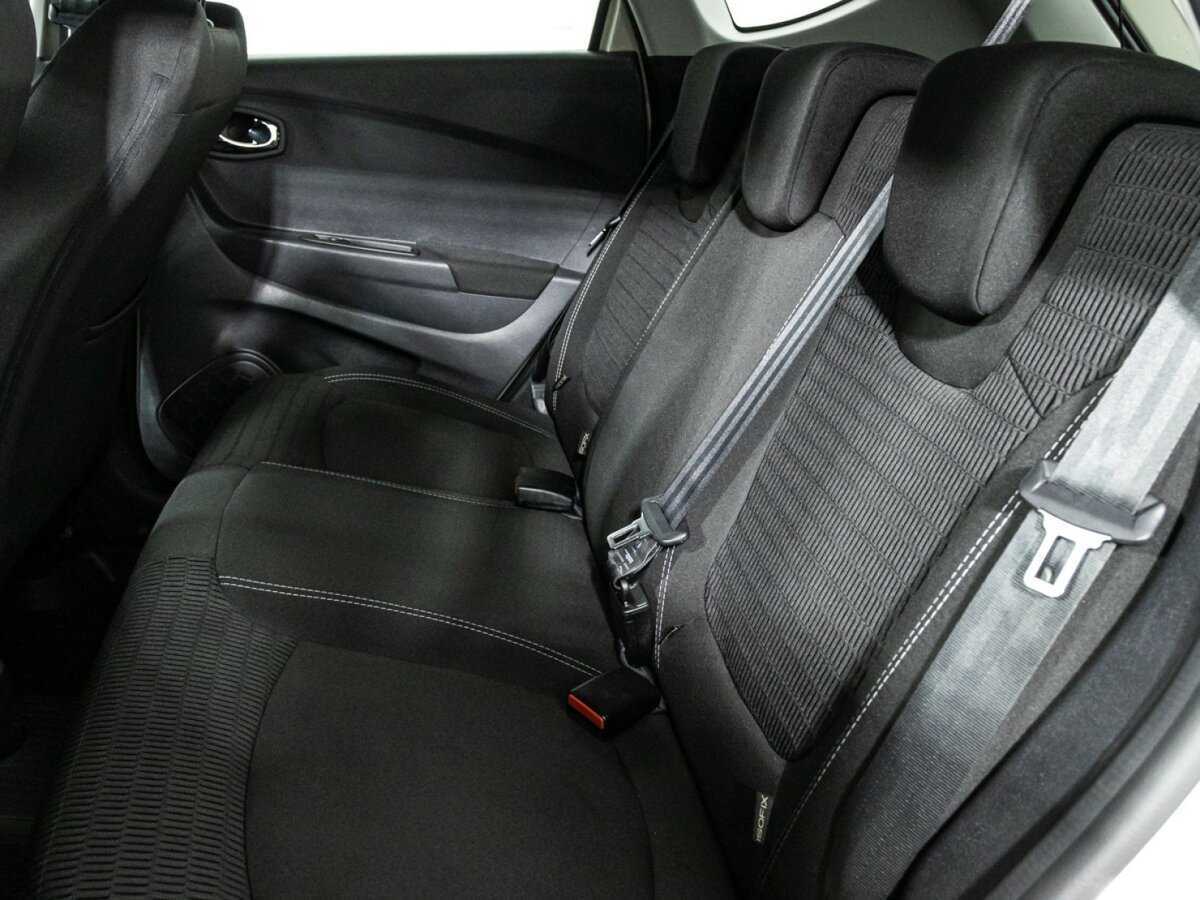 Б/У Рено Каптюр 2020 года. Фото: #9