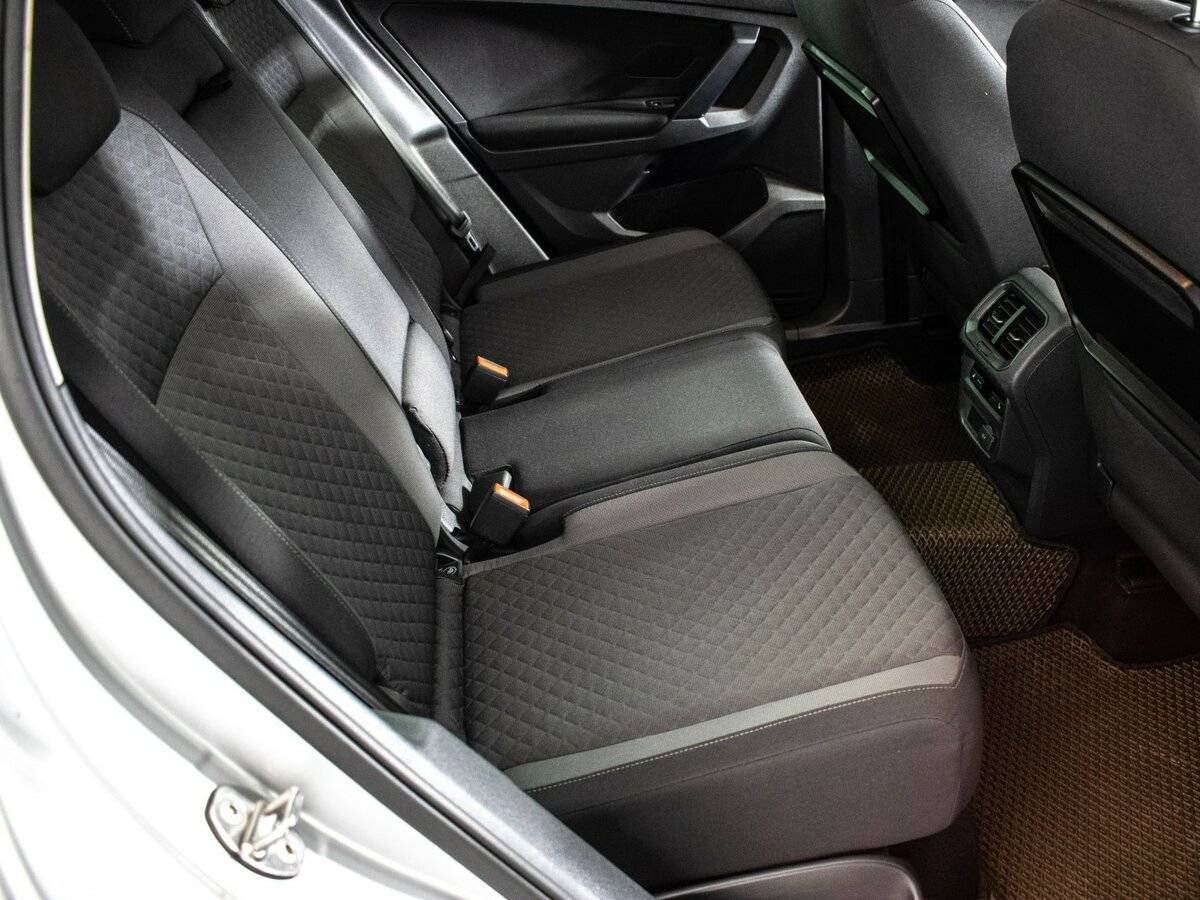 Б/У Фольксваген Тигуан 2017 года. Фото: #7