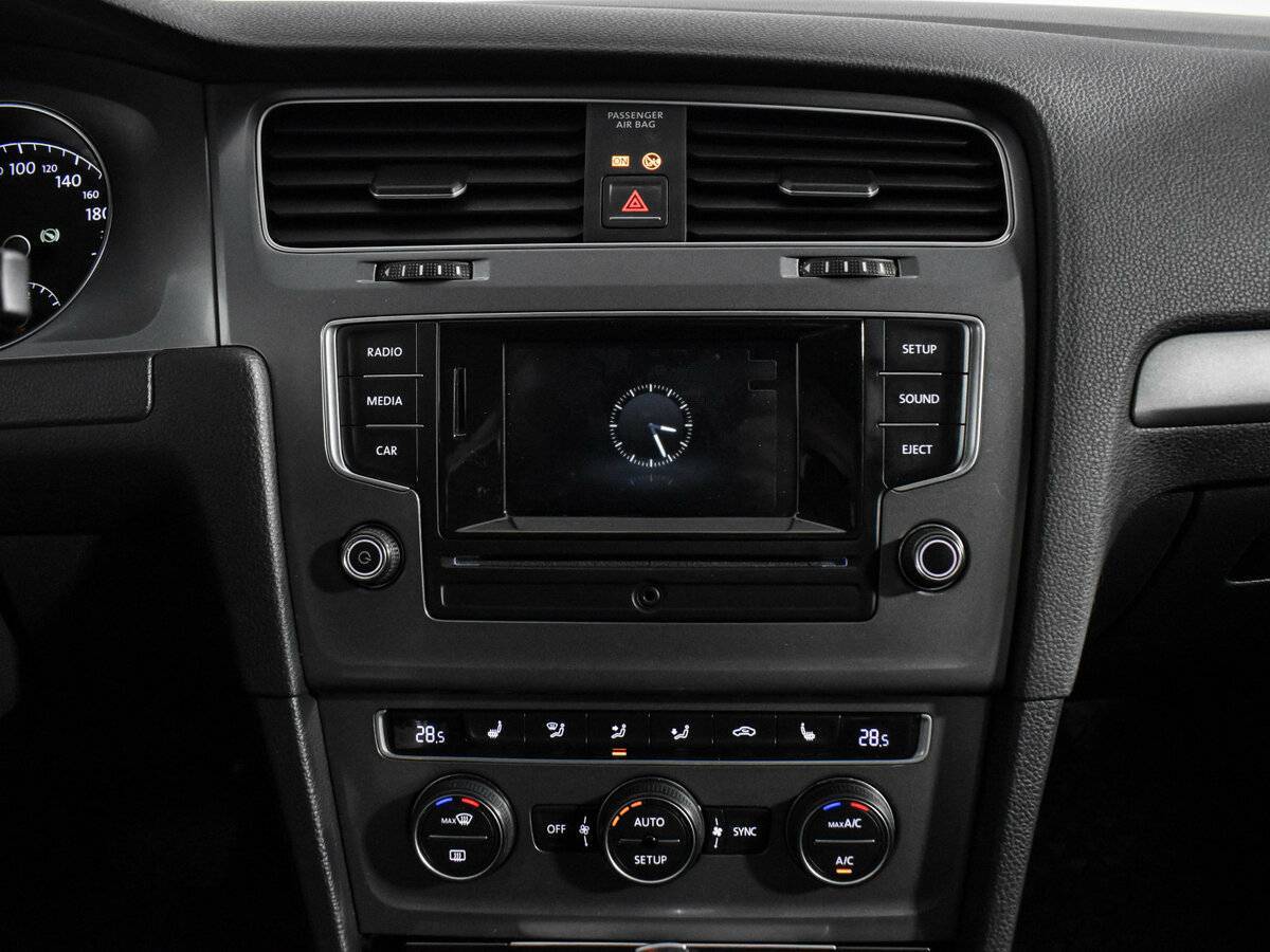 Б/У Фольксваген Гольф 2013 года. Фото: #14