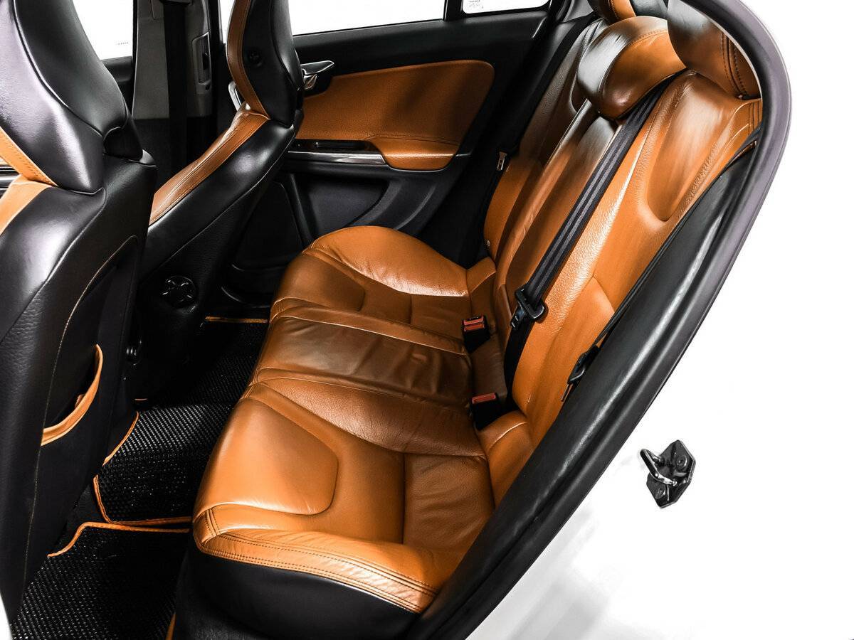 Volvo S60 2012 года с пробегом. Фото: #12