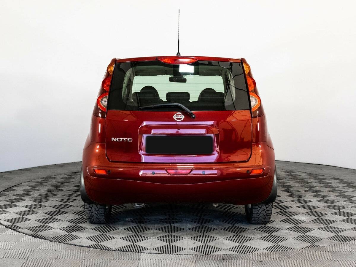 Б/У Ниссан Ноут 2013 года. Фото: #4