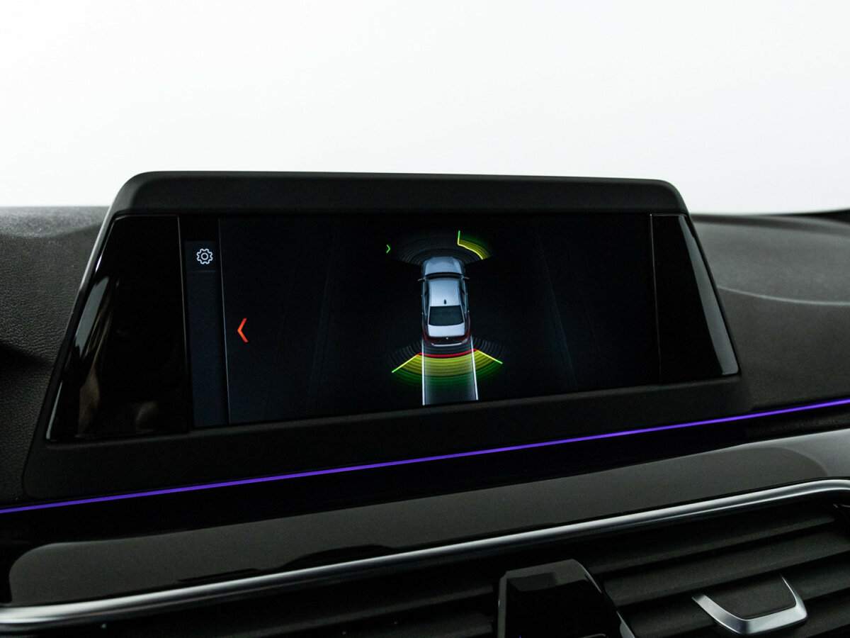 BMW 5 серии 2017 года с пробегом. Фото: #17