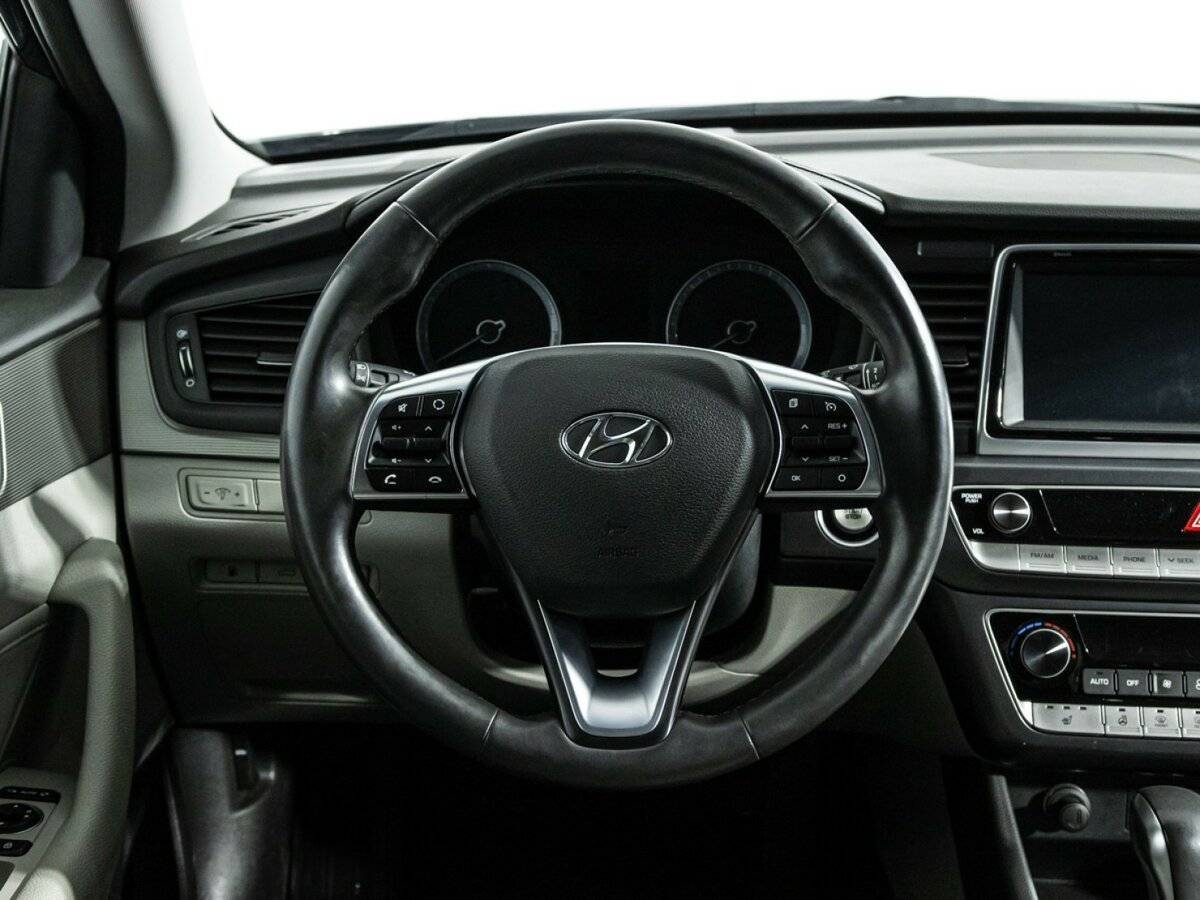 Б/У Хендай Соната 2018 года. Фото: #19