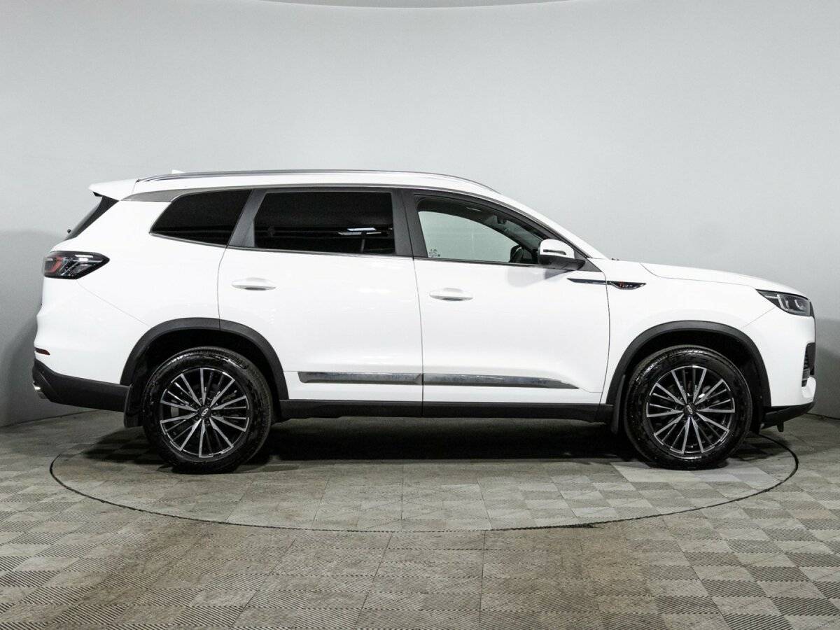 Chery Tiggo 8 Pro Max 2023 года с пробегом. Фото: #3
