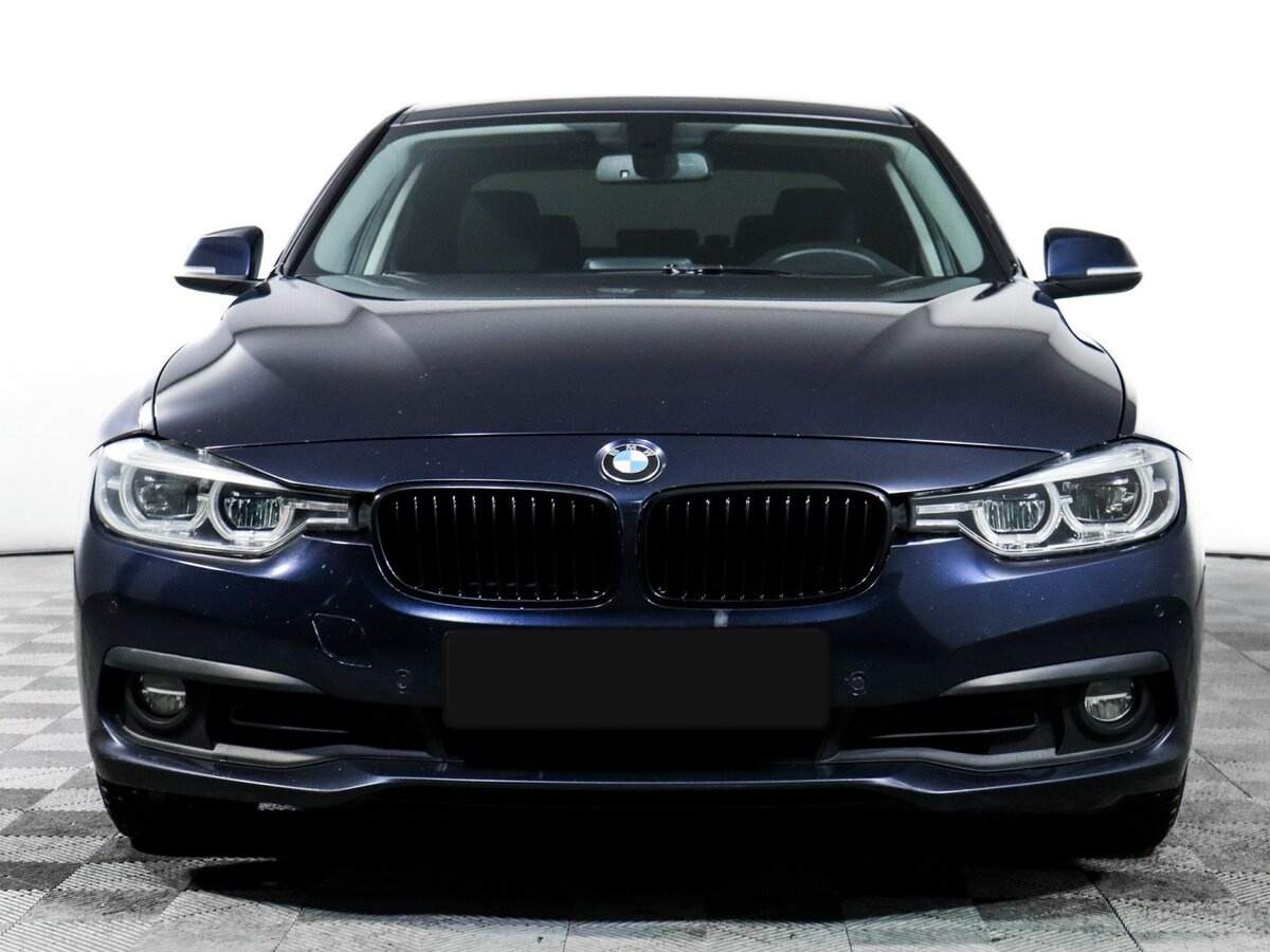 BMW 3 серии 2016 года с пробегом. Фото: #1