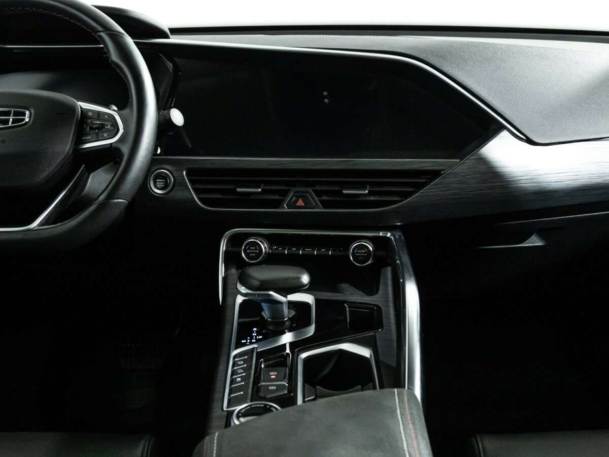 Geely Tugella 2021 года с пробегом. Фото: #13