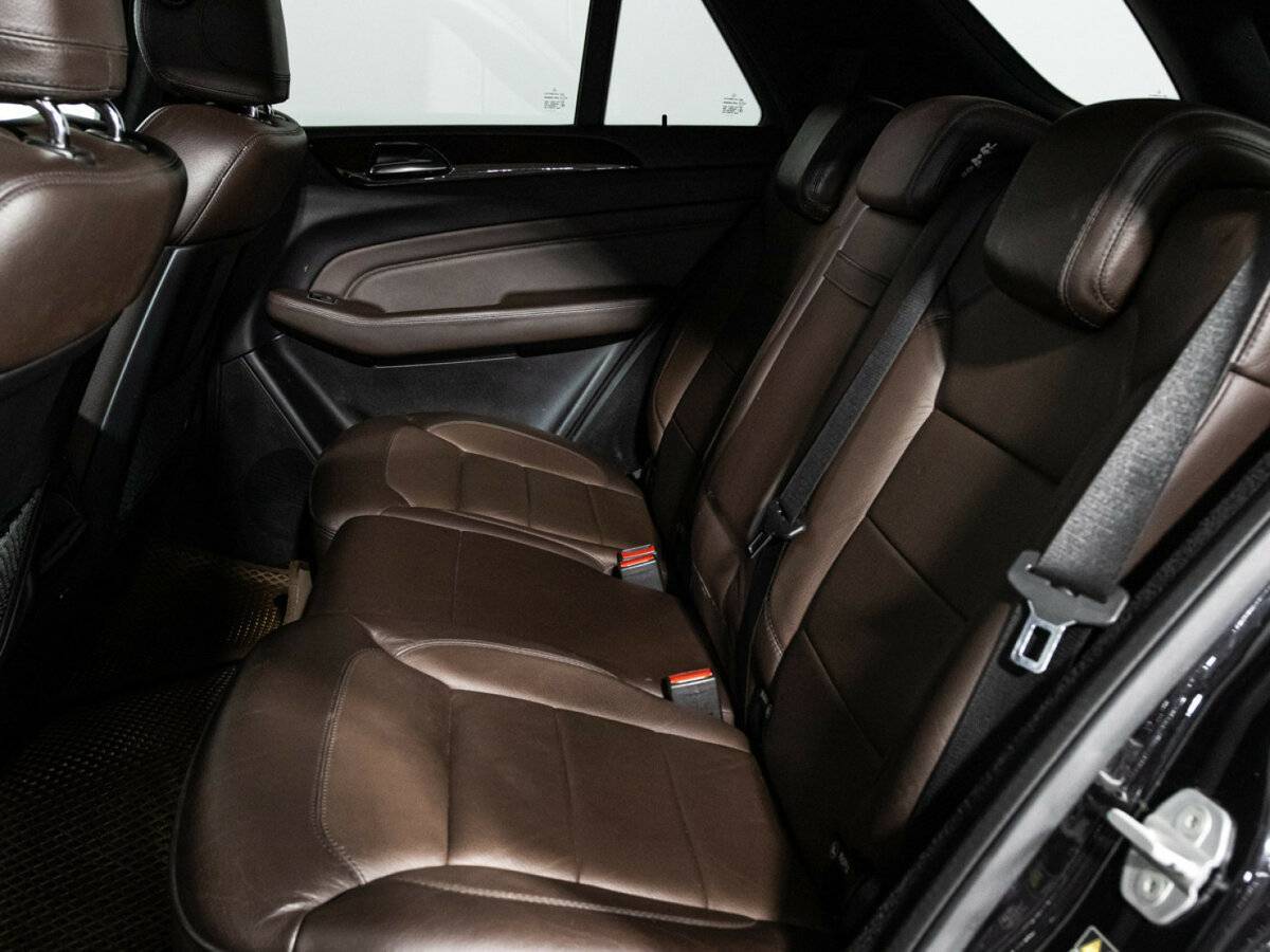 Mercedes-Benz M-Класс 2012 года с пробегом. Фото: #9