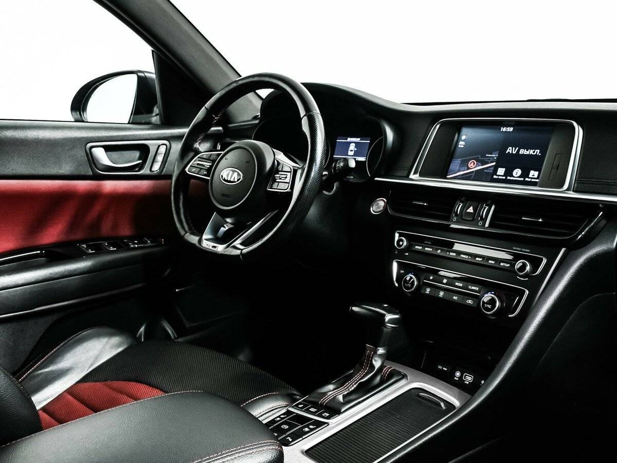 Б/У Киа Оптима 2019 года. Фото: #8