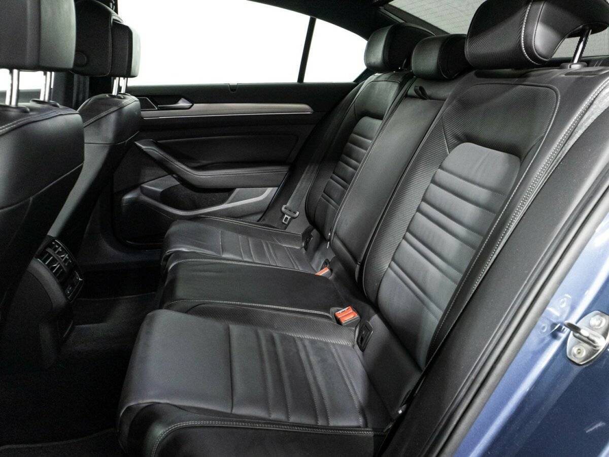 Б/У Фольксваген Пассат 2017 года. Фото: #9