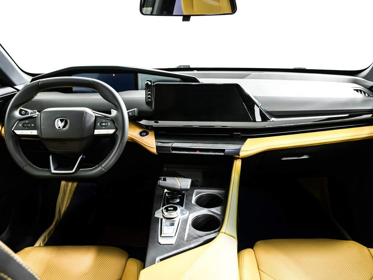 Changan UNI-V 2022 года с пробегом. Фото: #10