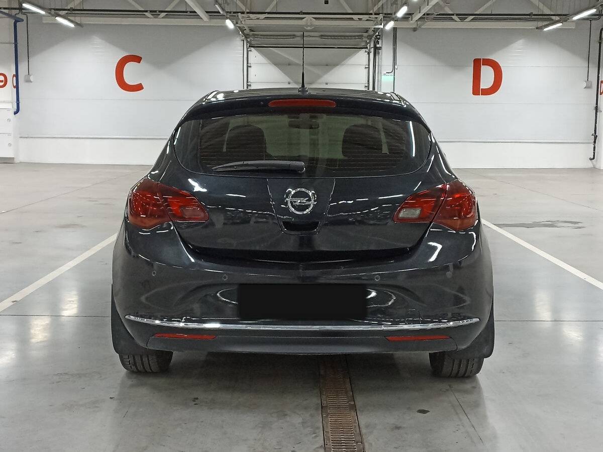 Opel Astra 2012 года с пробегом. Фото: #5
