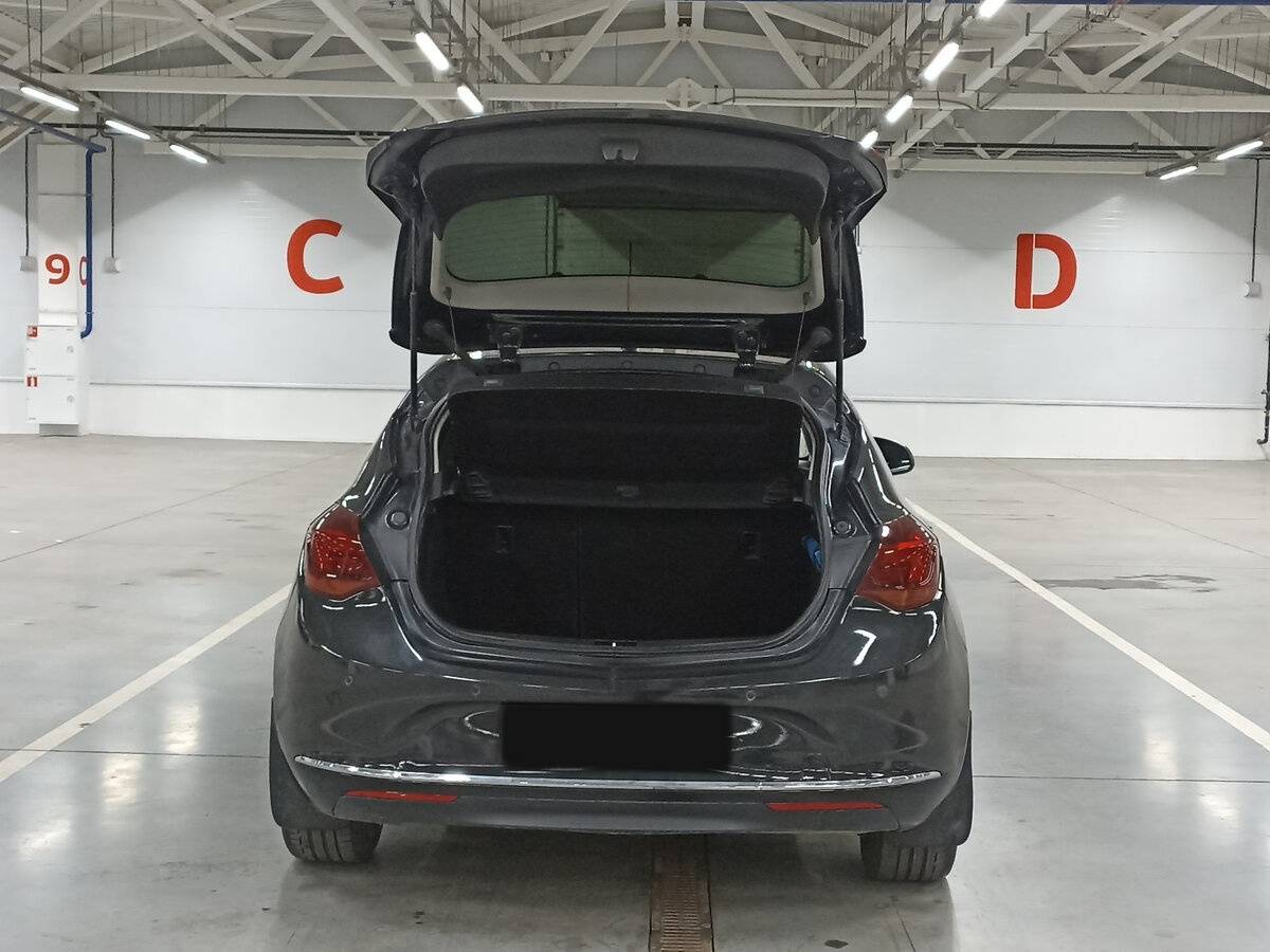 Opel Astra 2012 года с пробегом. Фото: #9