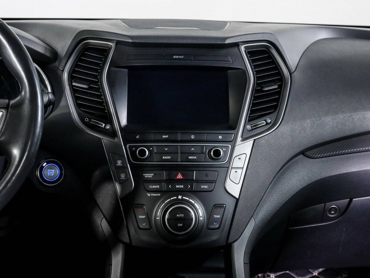 Б/У Хендай Санта Фе 2016 года. Фото: #9