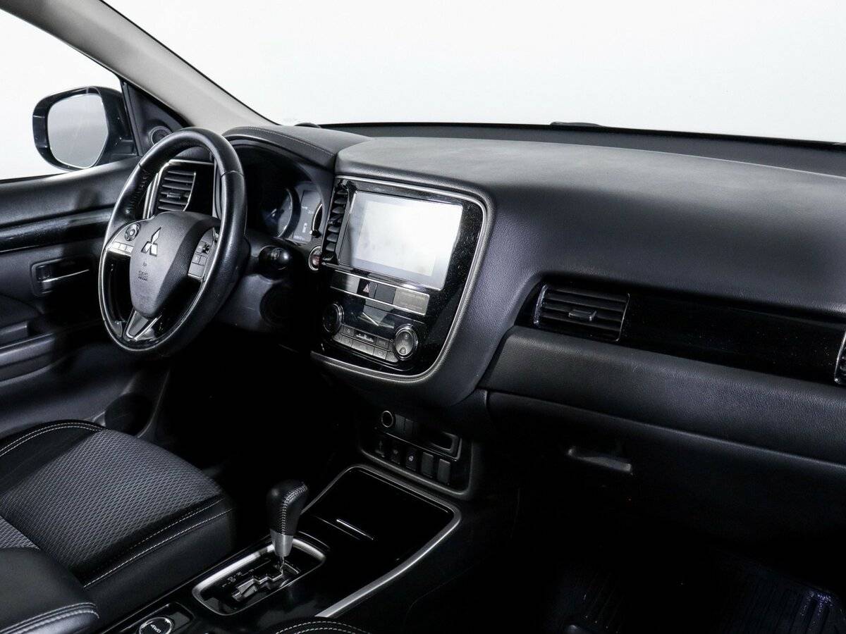 Mitsubishi Outlander 2019 года с пробегом. Фото: #8