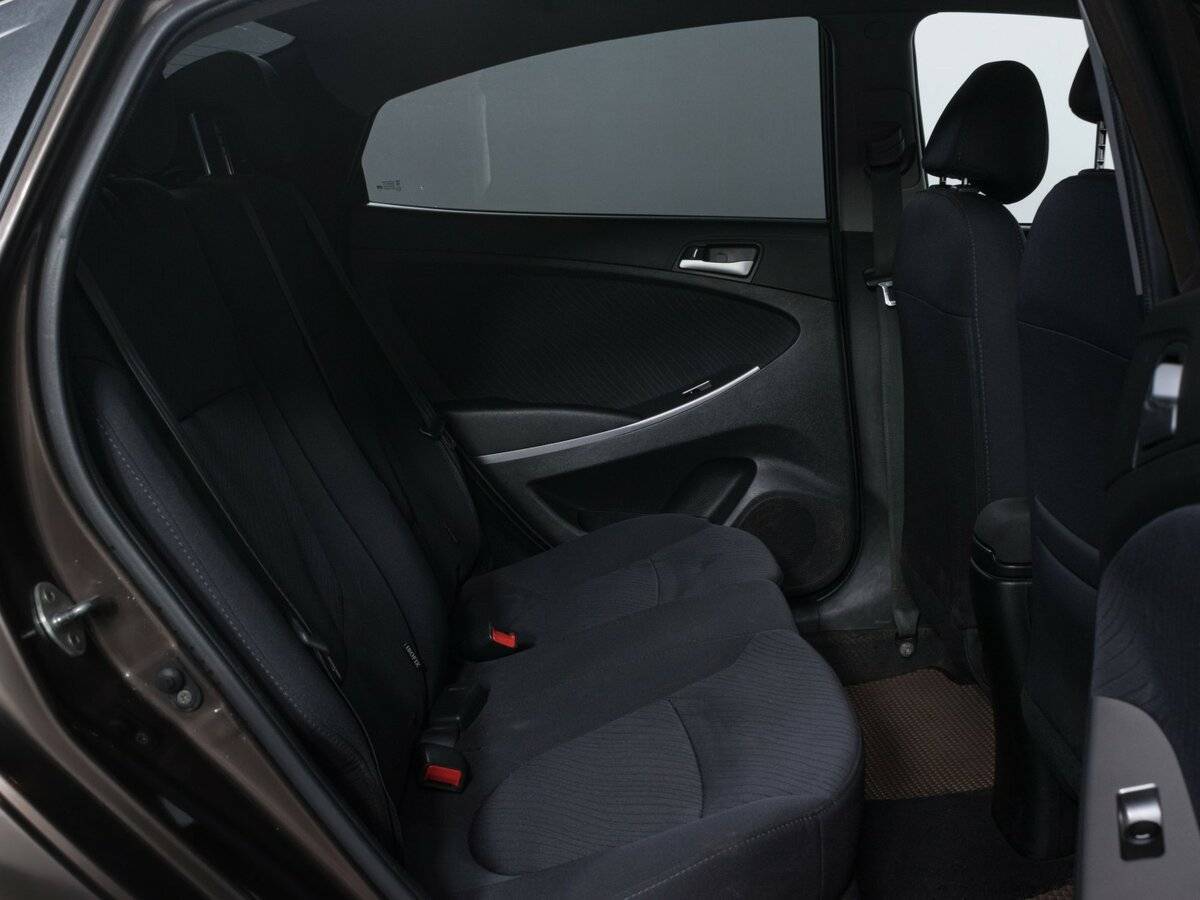 Б/У Хендай Солярис 2014 года. Фото: #9