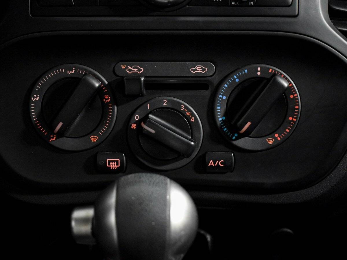 Б/У Ниссан Жук 2013 года. Фото: #14