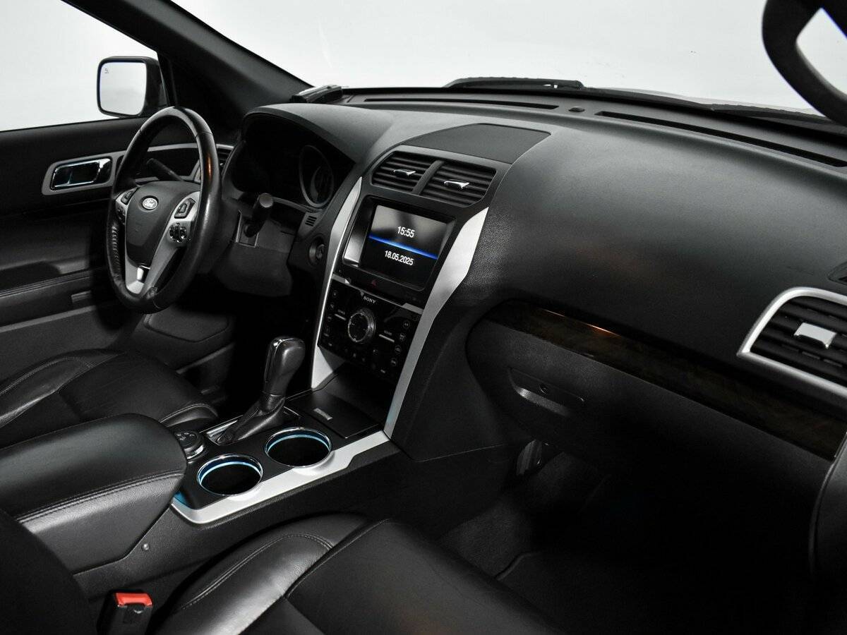 Ford Explorer 2014 года с пробегом. Фото: #12