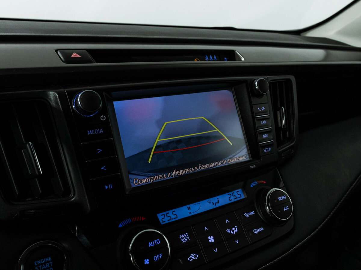 Б/У Тойота Рав4 2018 года. Фото: #16