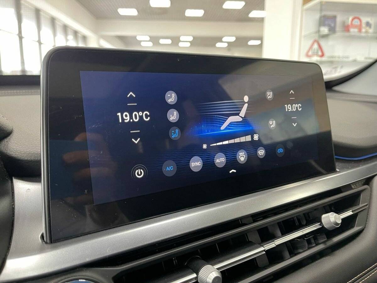 Chery Tiggo 8 2023 года с пробегом. Фото: #14