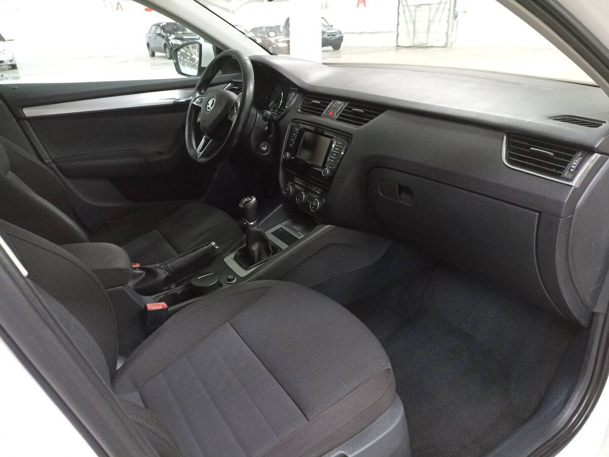 Skoda Octavia 2013 года с пробегом. Фото: #10