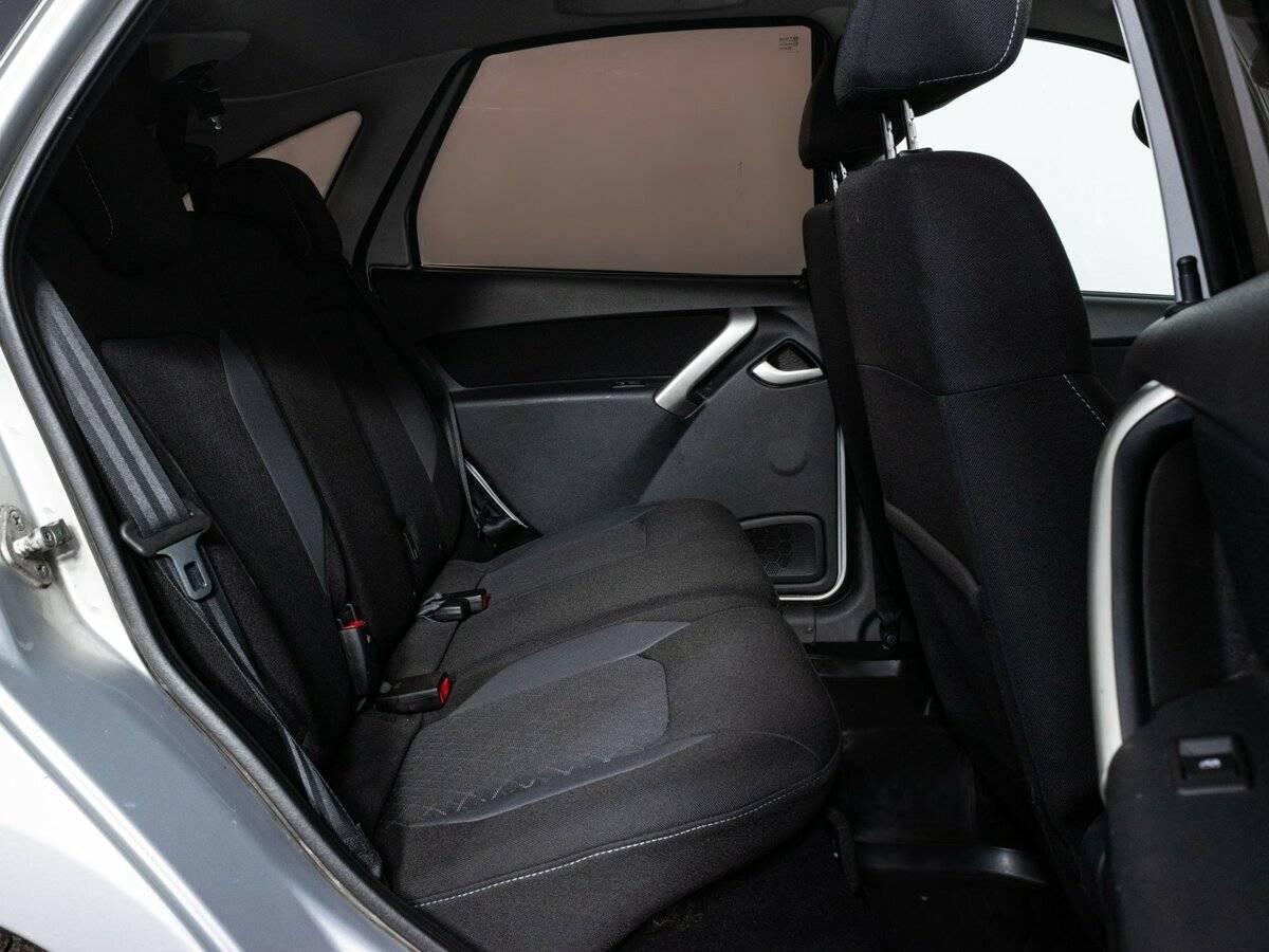 Б/У Лада (ВАЗ) Гранта 2018 года. Фото: #8