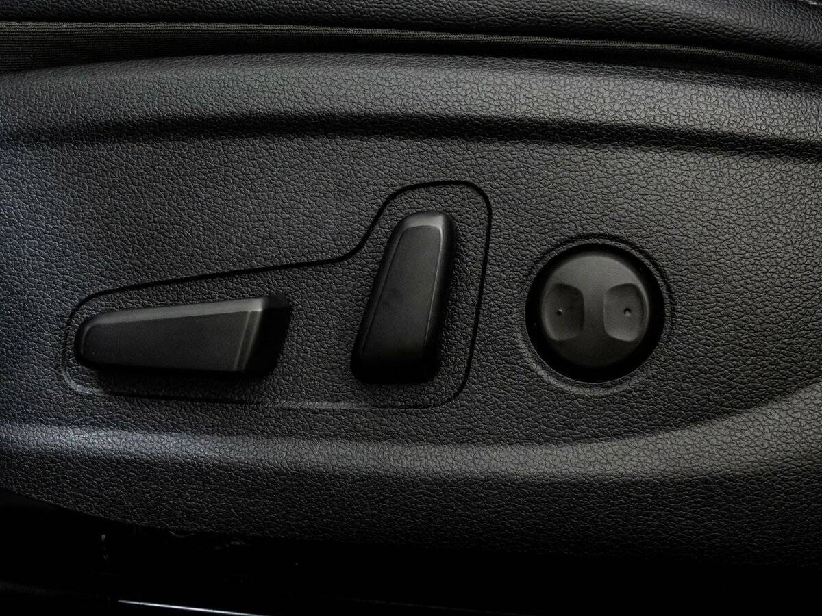 Б/У Хендай Санта Фе 2018 года. Фото: #15