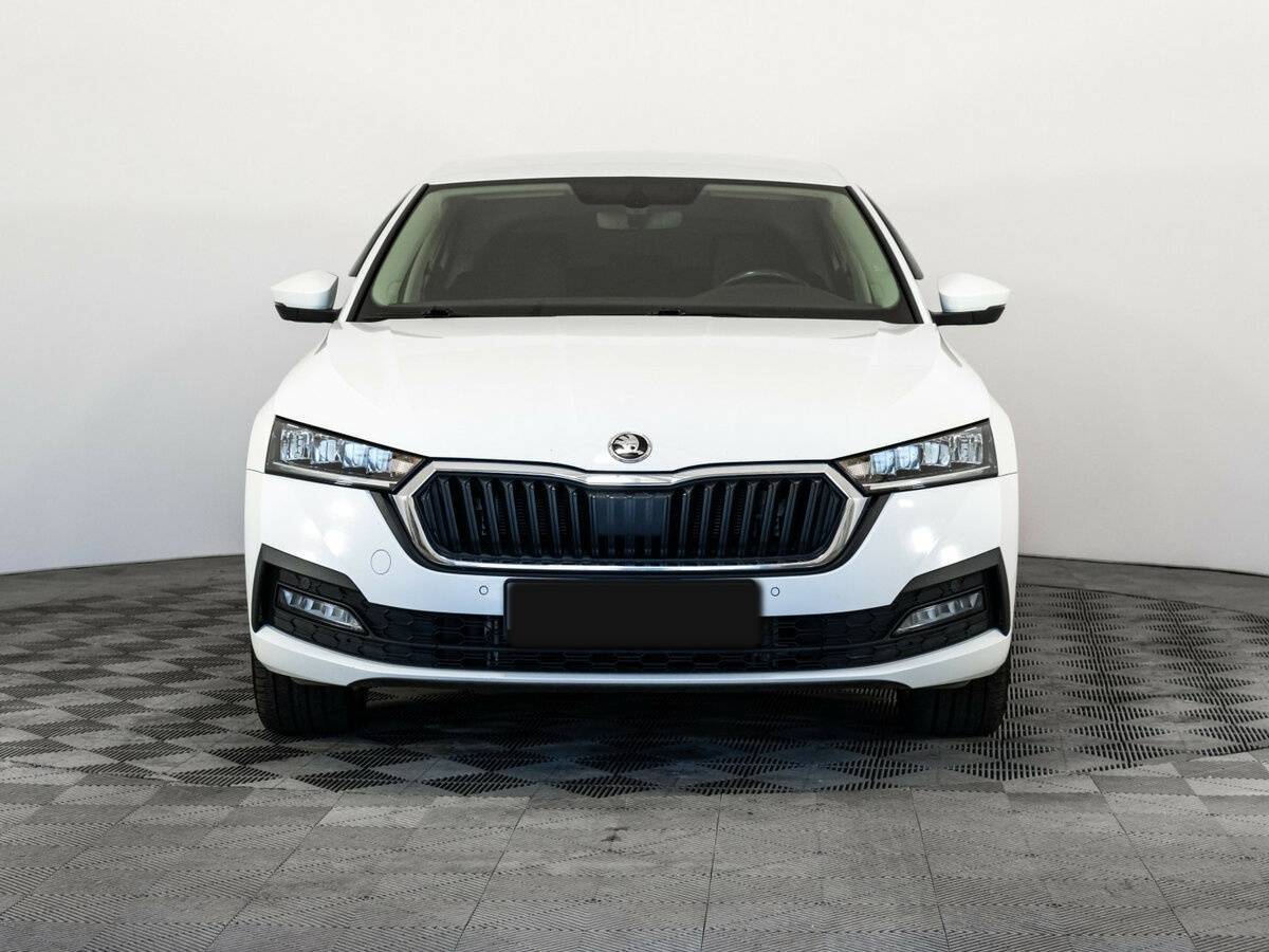 Б/У Шкода Октавия 2021 года. Фото: #2