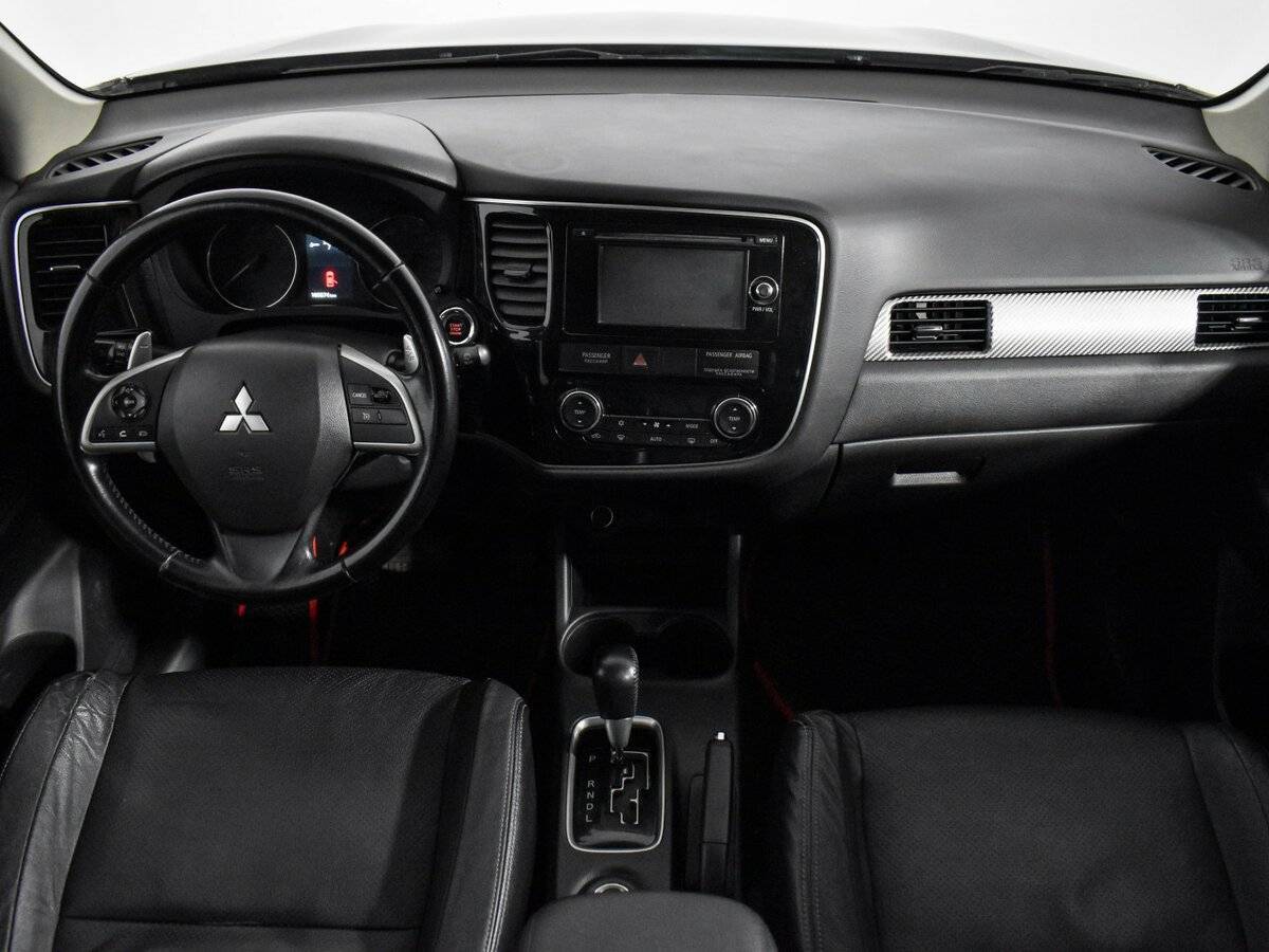 Mitsubishi Outlander 2014 года с пробегом. Фото: #14