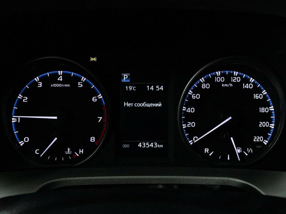 Toyota RAV4 2017 года с пробегом. Фото: #11