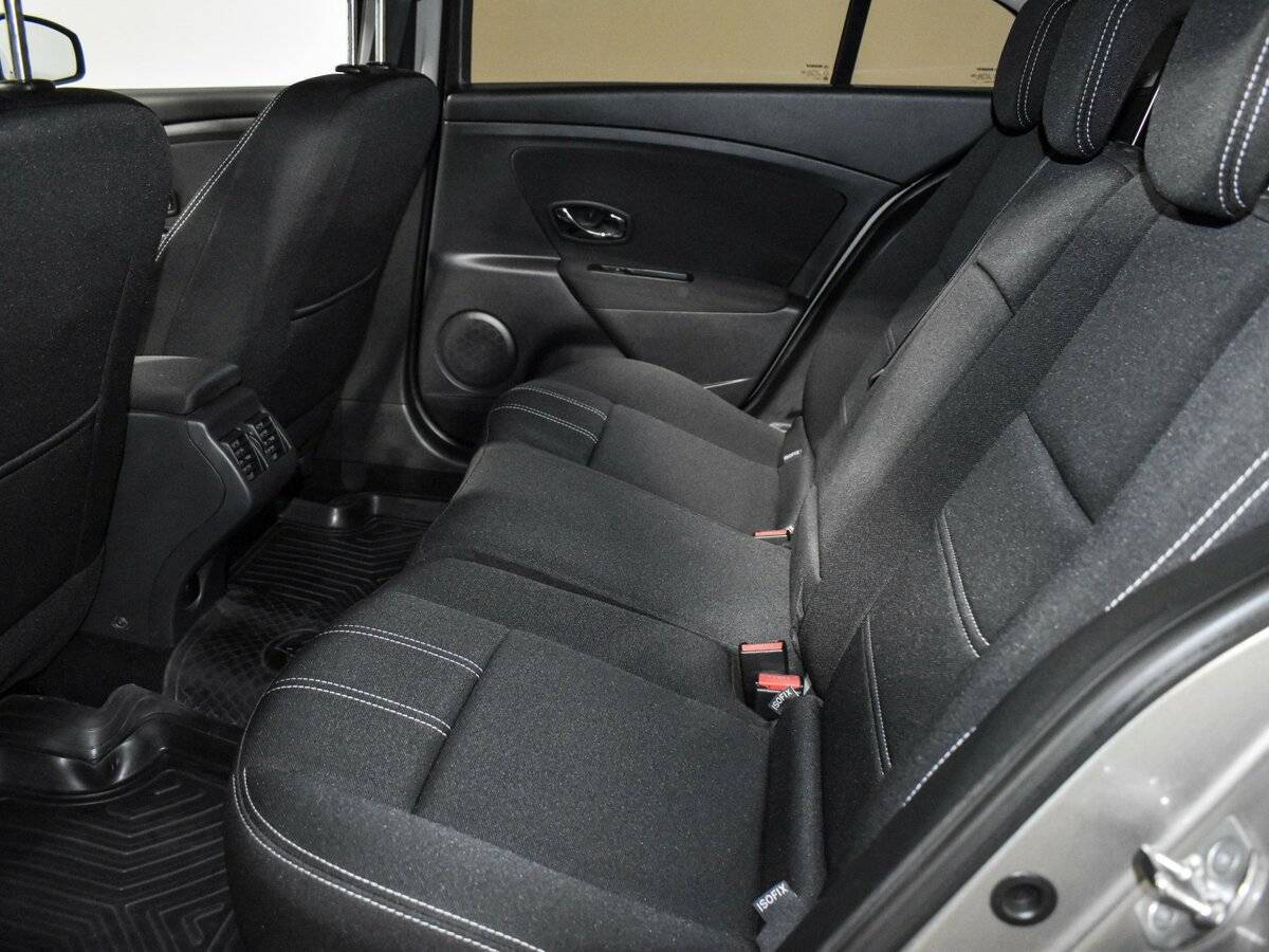 Б/У Рено Флюенс 2013 года. Фото: #10