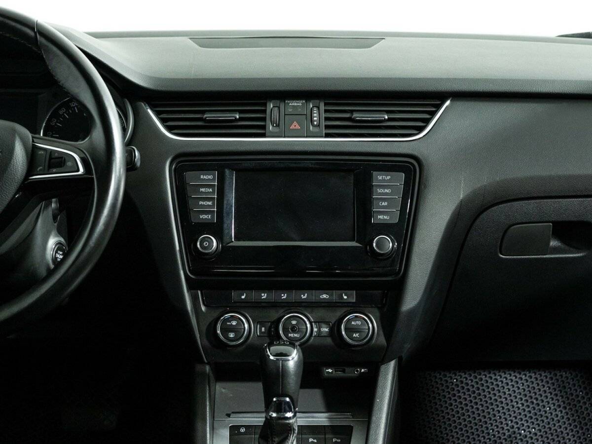 Б/У Шкода Октавия 2016 года. Фото: #13