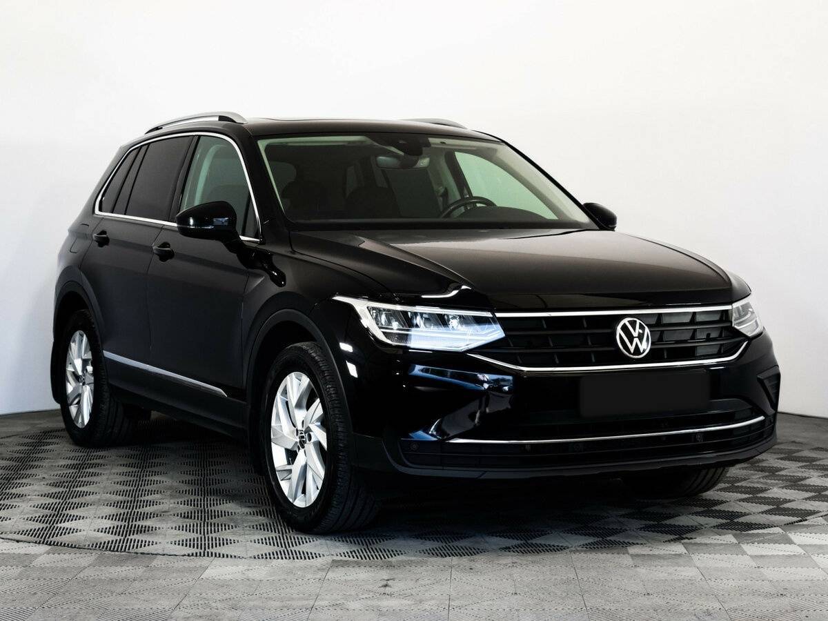 Volkswagen Tiguan 2021 года с пробегом. Фото: #1