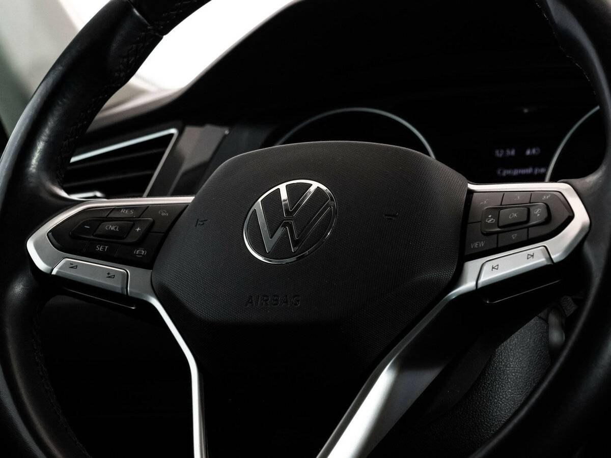 Volkswagen Tiguan 2021 года с пробегом. Фото: #9