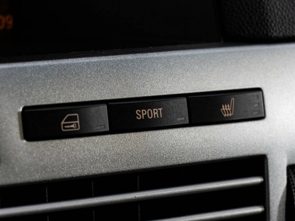 Б/У Опель Астра 2014 года. Фото: #15