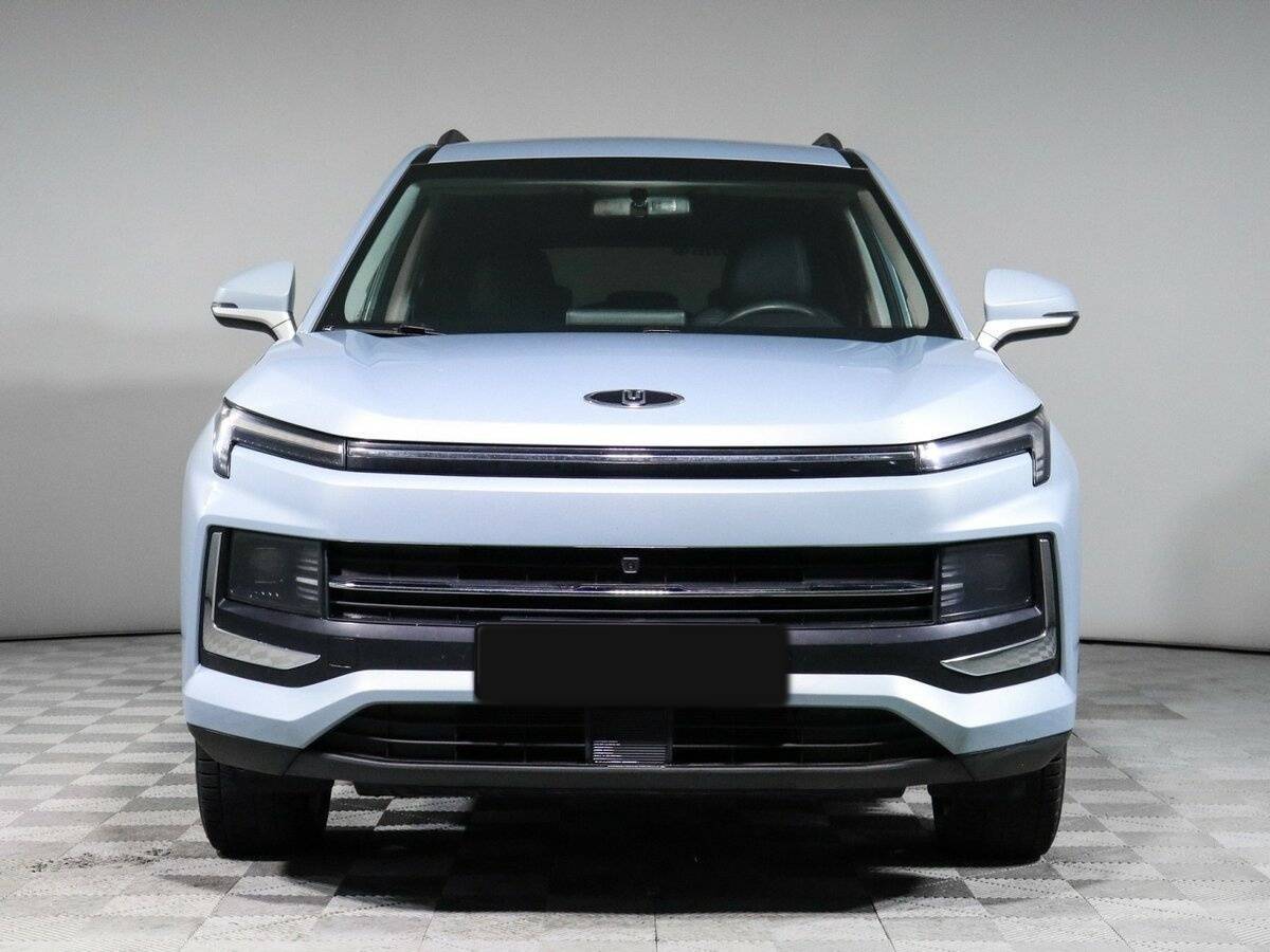 Москвич 3 2023 года с пробегом. Фото: #1