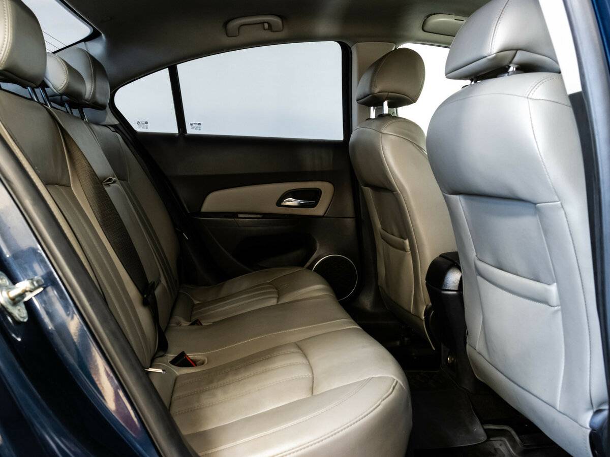 Б/У Шевроле Круз 2012 года. Фото: #12