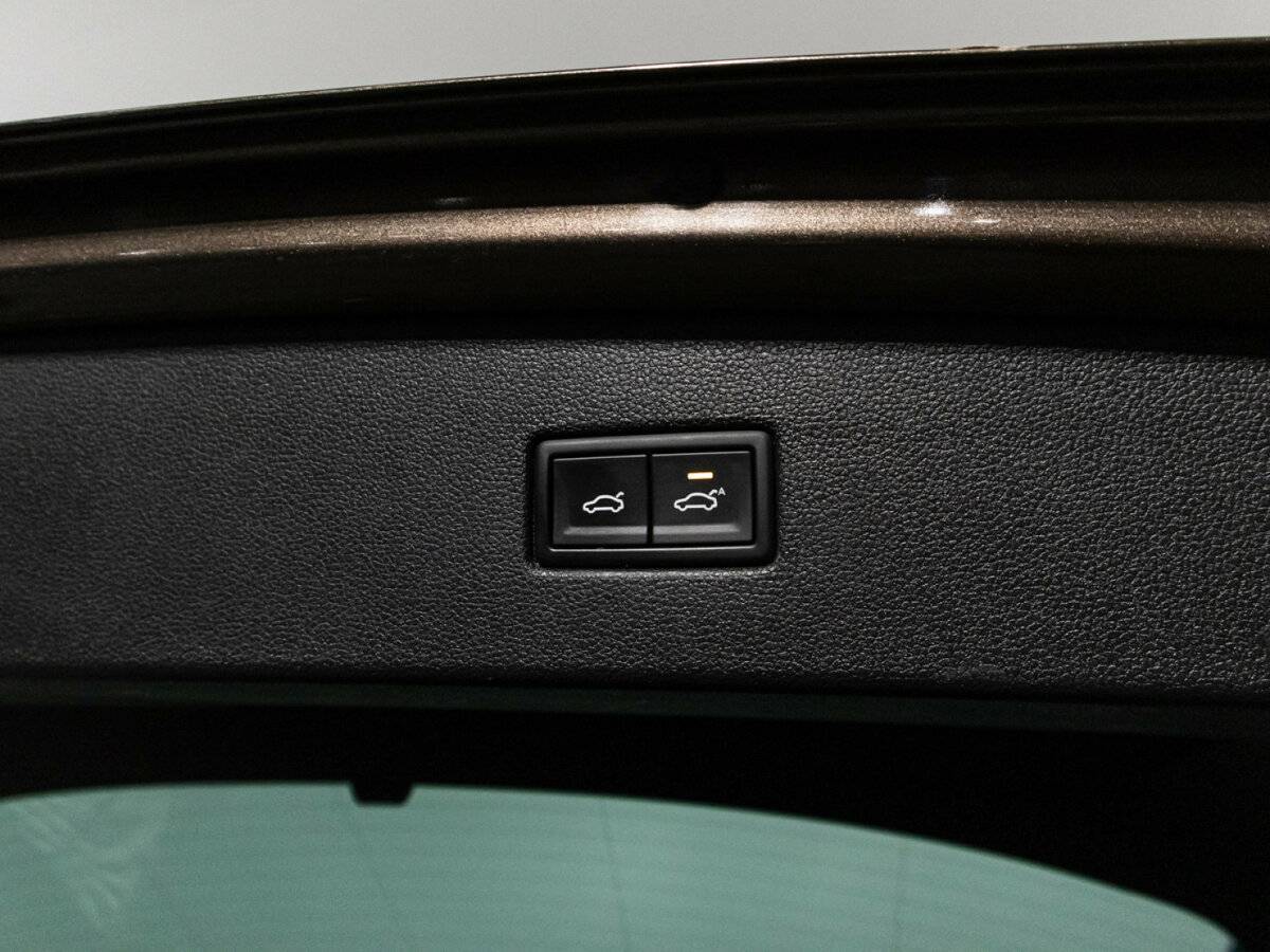 Б/У Фольксваген Тигуан 2017 года. Фото: #15