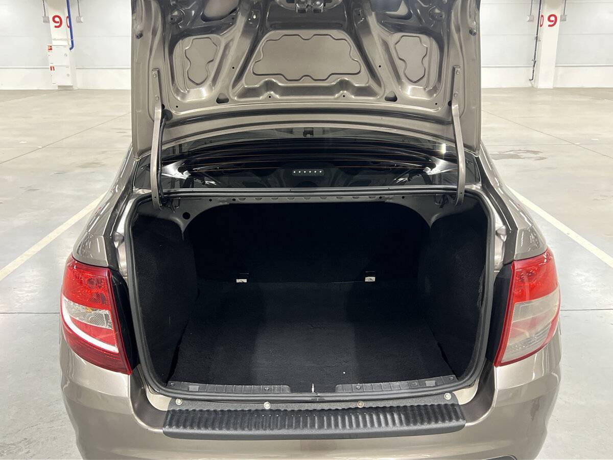 Lada (ВАЗ) Granta 2021 года с пробегом. Фото: #9