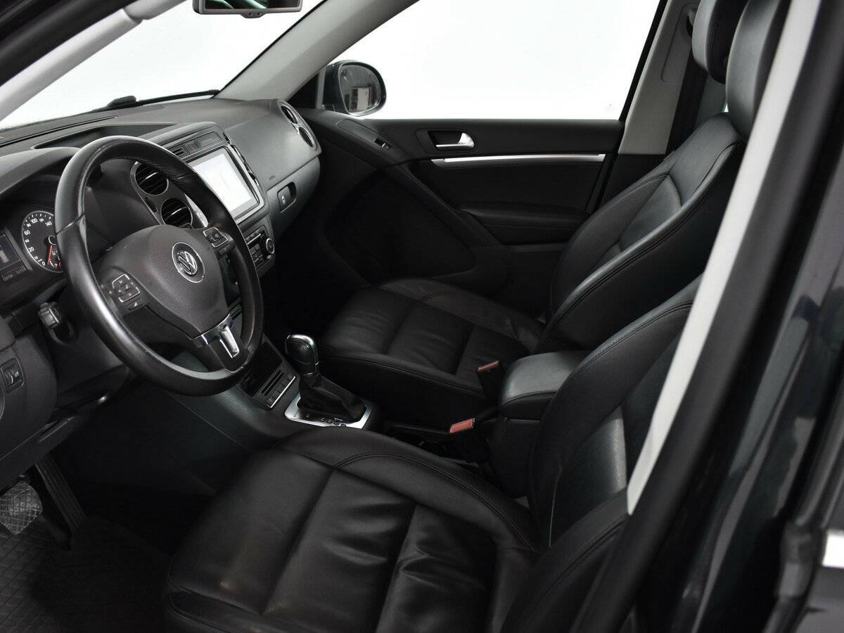 Volkswagen Tiguan 2012 года с пробегом. Фото: #8