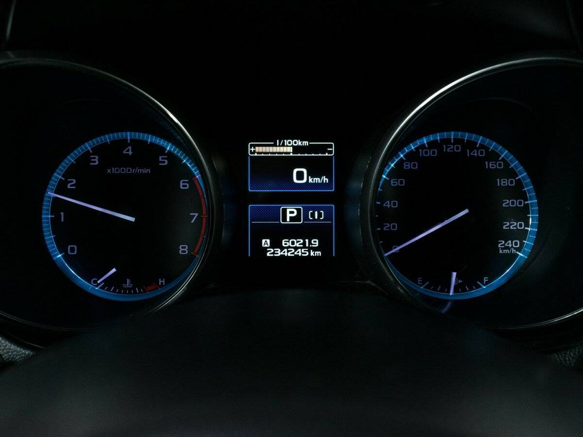 Subaru Outback 2015 года с пробегом. Фото: #12